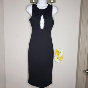 Socialite lace trim keyhole bodycon dress black size small